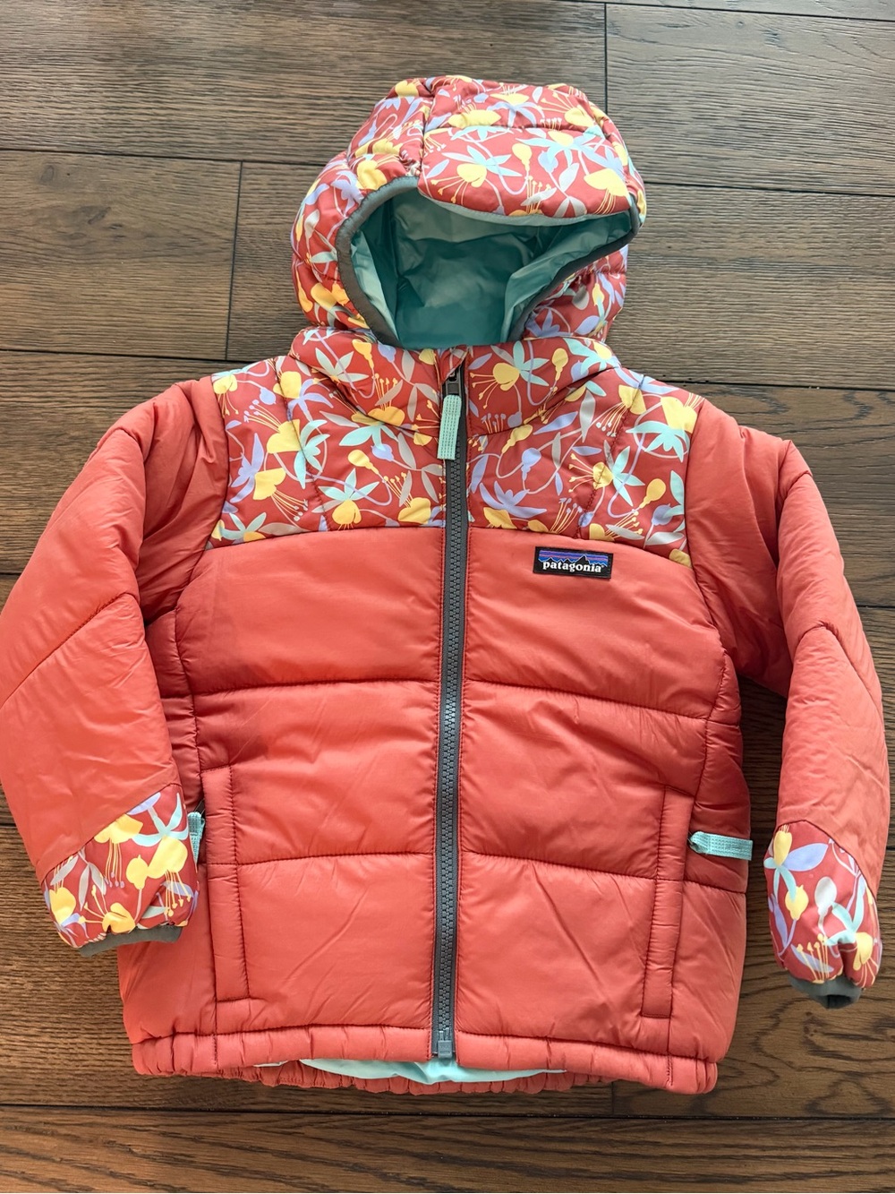 Patagonia Baby Astropuff Hoody Floral Jacket size 3t
